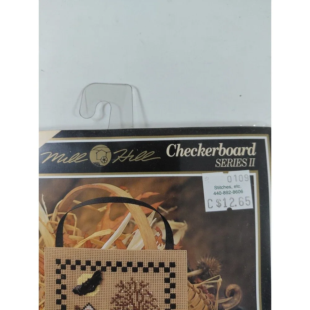 Mill Hill Checkerboard Series II Garden Ghost Cross Stitch Kit MHCB30 Halloween